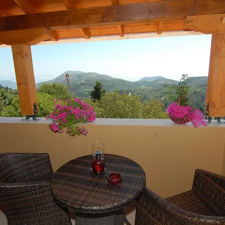 Casa de hóspedes T'aloni 3*